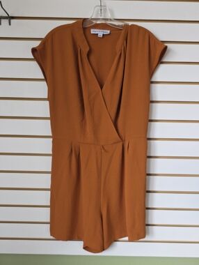 Emma & Michele Rust Orange Short Sleeve Romper Lg